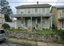 Pre-foreclosure in  2nd St Harrisburg, PA 17113