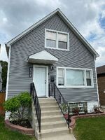 Pre-foreclosure in  S Kilbourn Ave Chicago, IL 60629