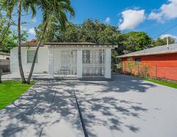  Nw 57th St, Miami FL