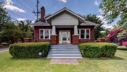 Pre-foreclosure in  Riverside Dr Nashville, TN 37206