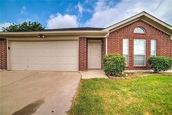  Creekridge Dr, Arlington TX