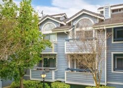 Pre-foreclosure in  Flo Ln Unit 422 Canyon Country, CA 91351