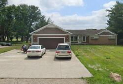 Pre-foreclosure in  Hollydale Ave Ne Canton, OH 44721