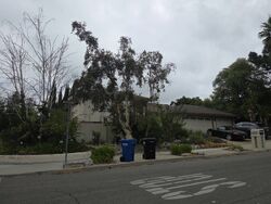 Pre-foreclosure in  Rayshire St Thousand Oaks, CA 91362