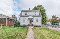 Pre-foreclosure in  E Main St Maple Shade, NJ 08052