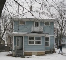 Pre-foreclosure in  S Lasalle St Aurora, IL 60505