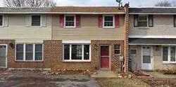 Pre-foreclosure in  DEER RUN Reading, PA 19606