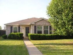Pre-foreclosure in  Coral Reef Ln Wylie, TX 75098