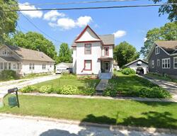  2nd St Nw, Waverly IA