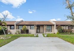 Pre-foreclosure in  87th St Seminole, FL 33777