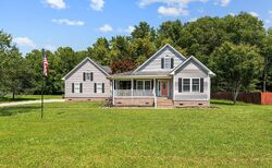 Pre-foreclosure in  Justin Ave Hertford, NC 27944