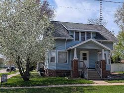  S Pine St, Reedsburg WI