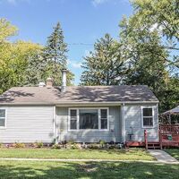 Pre-foreclosure in  E Morse Ave Bartlett, IL 60103