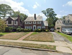  Andover Rd, Rockville Centre NY