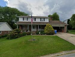 Pre-foreclosure in  Chambers Rd York, PA 17402