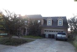 Pre-foreclosure in  HEATHER LAKE DR Collierville, TN 38017