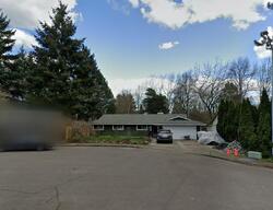 Pre-foreclosure in  SW Rebecca Ln Beaverton, OR 97008