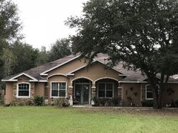 Pre-foreclosure in  SW 101st Ln Dunnellon, FL 34432
