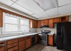 Pre-foreclosure in  Estelle Ave Mays Landing, NJ 08330