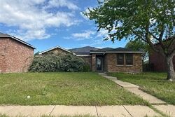 Pre-foreclosure in  Gentle Rain Dr Lancaster, TX 75134