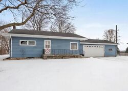 Pre-foreclosure in  Newton Rd Newton, WI 53063