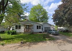 Pre-foreclosure in  6th St Lincoln, IL 62656