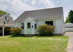Pre-foreclosure in  Watling St Springfield, MA 01104