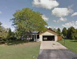 Pre-foreclosure in  Cedarbrook Rd Roscoe, IL 61073