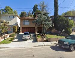 Pre-foreclosure in  Don Pio Dr Woodland Hills, CA 91364