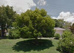 Pre-foreclosure in  Lilac Ln Venice, FL 34293