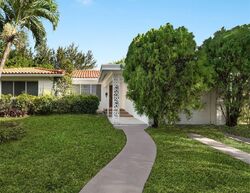 Pre-foreclosure in  N Shore Dr Miami Beach, FL 33141