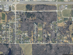 Pre-foreclosure in  Meadowbrook Dr Carterville, IL 62918
