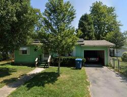 Pre-foreclosure in  Gore Pl Benton, IL 62812