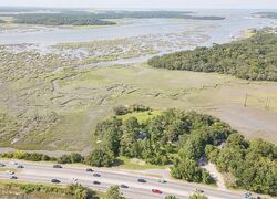 Pre-foreclosure in  William Hilton Pkwy Hilton Head Island, SC 29926