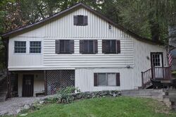 Pre-foreclosure in  Brookside Dr Yorktown Heights, NY 10598