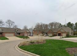 Pre-foreclosure in  Oakleaf Ct Aurora, IL 60506