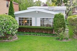 Pre-foreclosure in  Pleasant Ave Highland Park, IL 60035