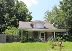 Pre-foreclosure in  Baltimore St Muskogee, OK 74403