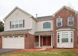 Pre-foreclosure in  Betty Gloyd Dr Schaumburg, IL 60192