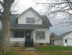  S Main St, Monona IA