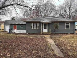 Pre-foreclosure in  W 5th St Spencer, IA 51301