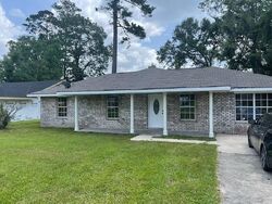 Pre-foreclosure in  Webb Rd Hammond, LA 70403
