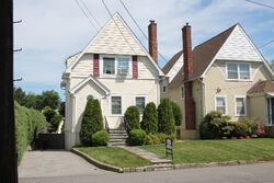 Pre-foreclosure in  Cauldwell St Eastchester, NY 10709
