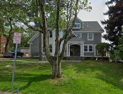 Pre-foreclosure in  Lincoln Pl Ossining, NY 10562