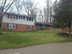Pre-foreclosure in  Symphony Way Dayton, OH 45449