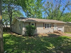  N Hughes St, Windsor MO
