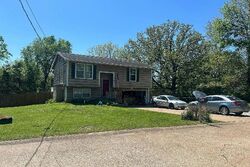 Pre-foreclosure in  Gregory Dr Pacific, MO 63069