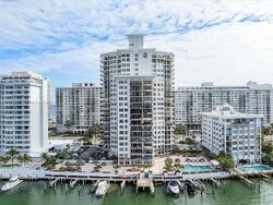 Pre-foreclosure in  Collins Ave b Miami Beach, FL 33140