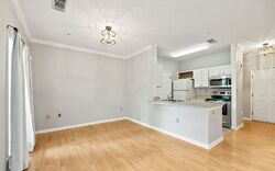 Pre-foreclosure in  DUNWOODY PARK Atlanta, GA 30338
