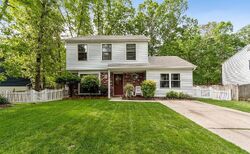 Pre-foreclosure in  Franklin Ave Berlin, NJ 08009